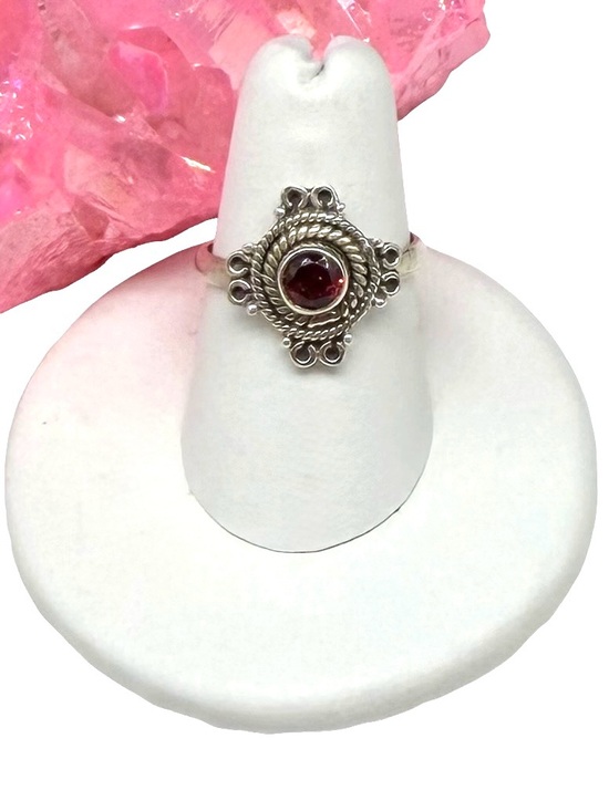 Jewelmazed Jewelry - Garnet Ring Size 7 Solid 925 Sterling Silver